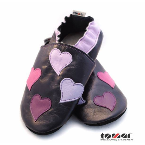 Kožené capačky Tomar so srdiečkami