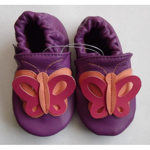 Kožené capačky Afelo - motýľ - fialové