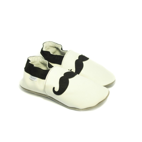 Kožené capačky Tomar Moustache - biele