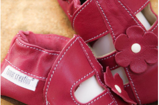 Kožené capačky Tomar - sandálky - jednofarebné s kvietkom - ružovofialová