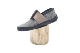 PEGRES SBF 10F papuče čierne