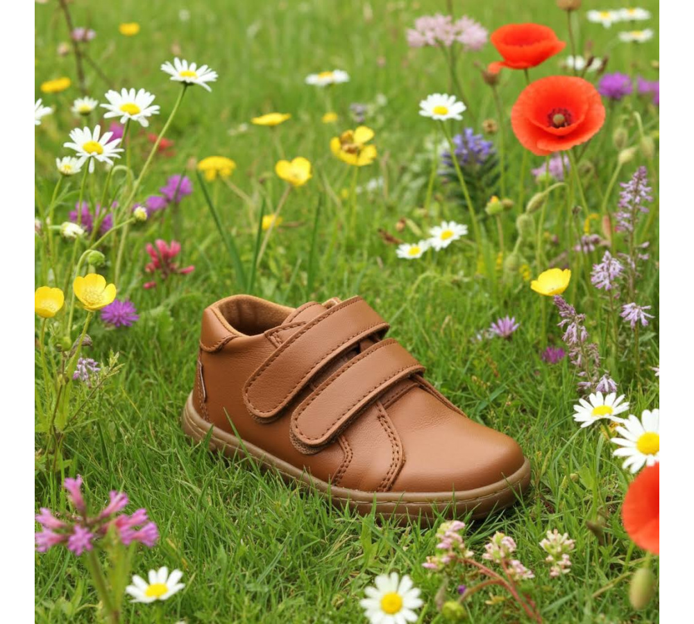 PEGRES SBF 60 celoročná obuv hnedá