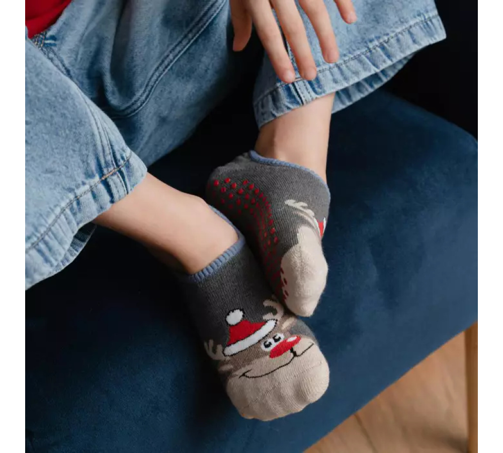 Detské vianočné protišmykové ponožky so sobom - sivé